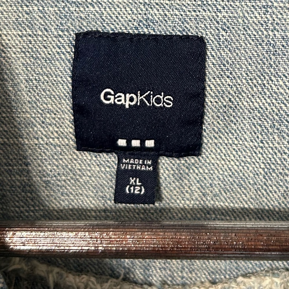 GAP Kids Denim Vest Size XL (12) - Picture 2 of 11